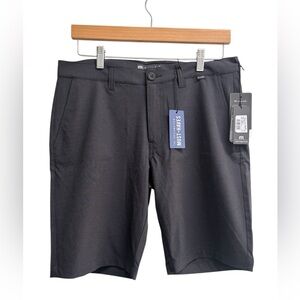 TravisMathew Beck Prestige Performance Shorts Black Men’s Size 32 NWT golf chino